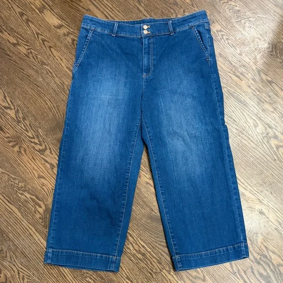 Talbots Flawless Denim Wide Leg Cropped Jeans Size 14 - Picture 3 of 8